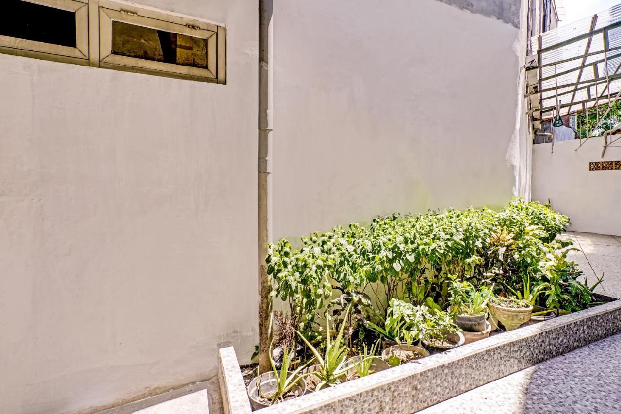 Hotel Oyo 90393 Nusa Indah Syariah